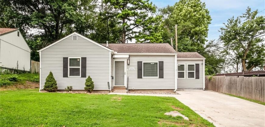 4552 N Locust Street, Kansas City, MO 64116