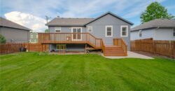 208 Hampton Drive, Smithville, MO 64089