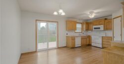 208 Hampton Drive, Smithville, MO 64089