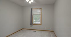 208 Hampton Drive, Smithville, MO 64089
