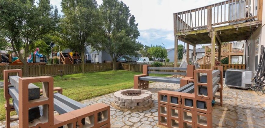 111 NW 114th Terrace, Kansas City, MO 64155