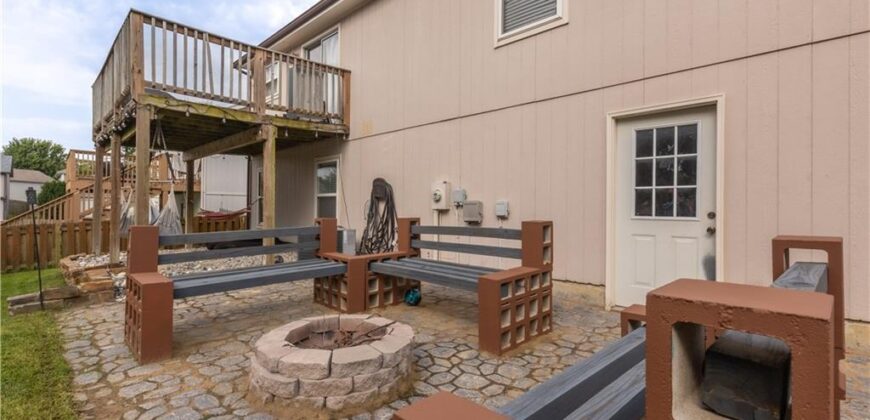 111 NW 114th Terrace, Kansas City, MO 64155