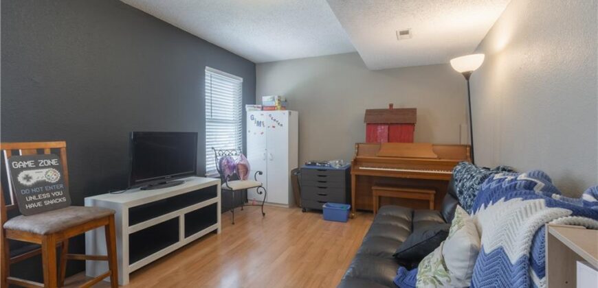 111 NW 114th Terrace, Kansas City, MO 64155