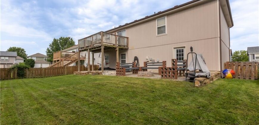 111 NW 114th Terrace, Kansas City, MO 64155