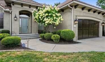 5950 N Saline Avenue, Kansas City, MO 64151