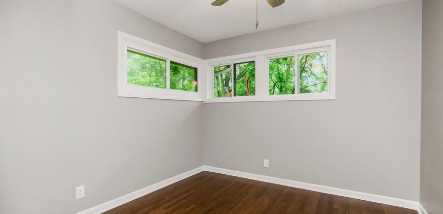 6807 N Walnut Street, Kansas City, MO 64118