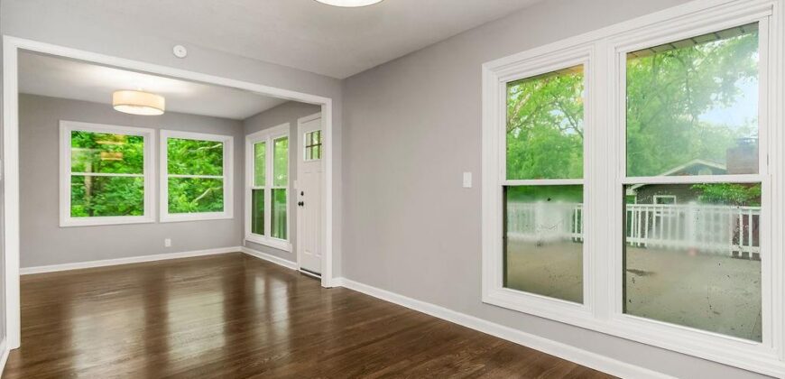 6807 N Walnut Street, Kansas City, MO 64118
