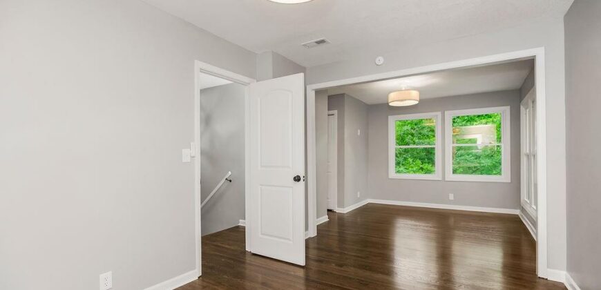 6807 N Walnut Street, Kansas City, MO 64118