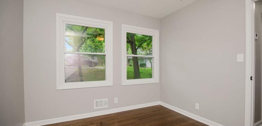 6807 N Walnut Street, Kansas City, MO 64118