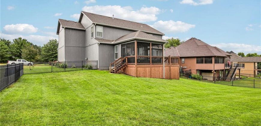 2100 Prairie Creek Drive, Kearney, MO 64060