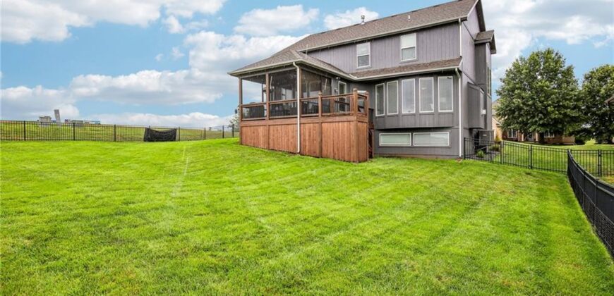 2100 Prairie Creek Drive, Kearney, MO 64060