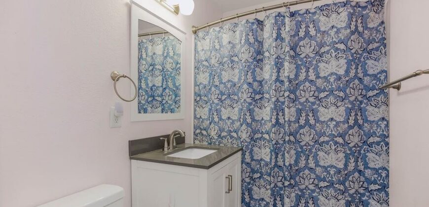 903 NE 67th Place, Gladstone, MO 64118