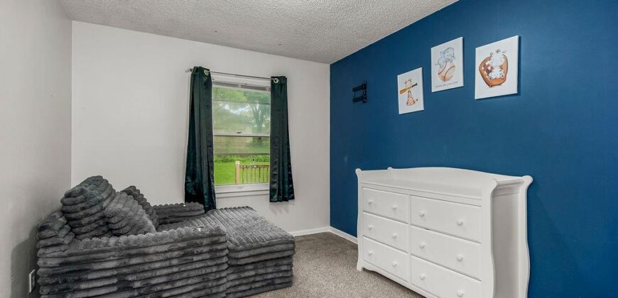 903 NE 67th Place, Gladstone, MO 64118