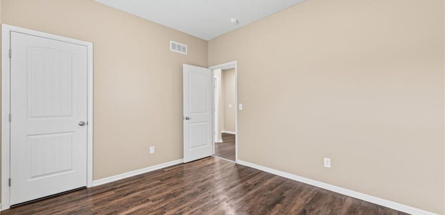 705 NW 111th Terrace, Kansas City, MO 64155