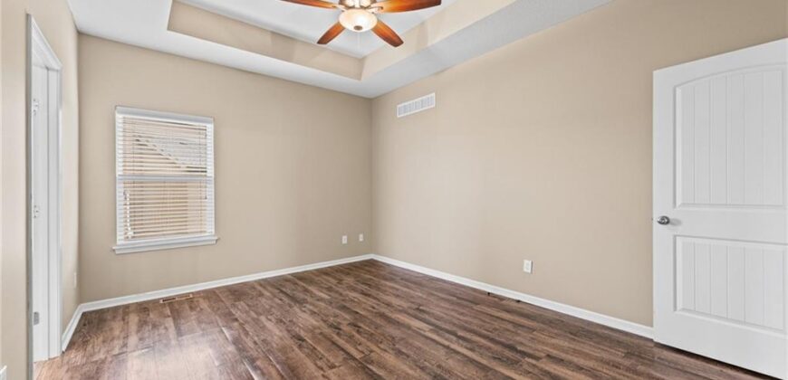 705 NW 111th Terrace, Kansas City, MO 64155