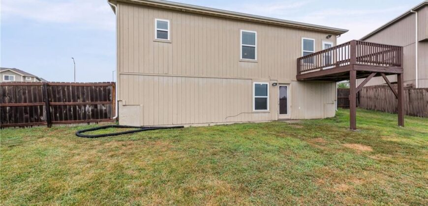 705 NW 111th Terrace, Kansas City, MO 64155
