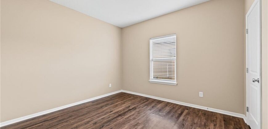 705 NW 111th Terrace, Kansas City, MO 64155