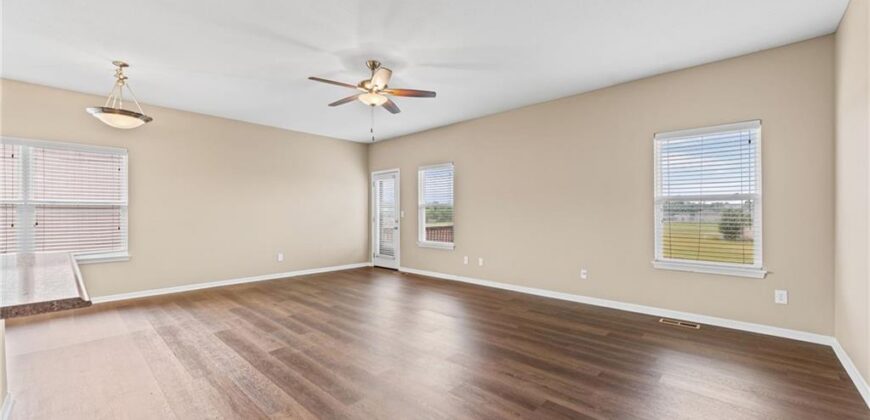 705 NW 111th Terrace, Kansas City, MO 64155
