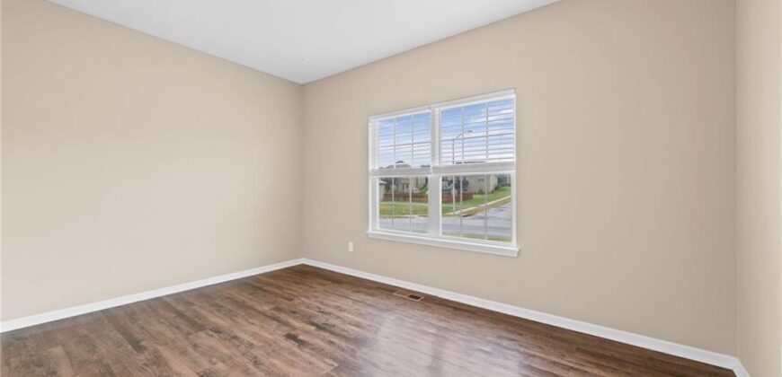 705 NW 111th Terrace, Kansas City, MO 64155