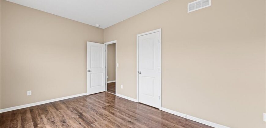 705 NW 111th Terrace, Kansas City, MO 64155