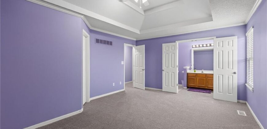 208 NW 112TH Terrace, Kansas City, MO 64155