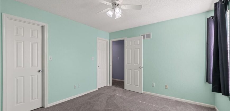208 NW 112TH Terrace, Kansas City, MO 64155