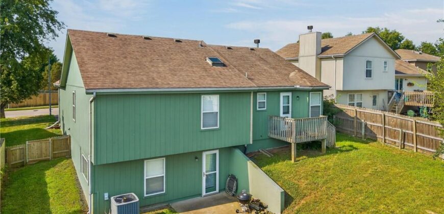 208 NW 112TH Terrace, Kansas City, MO 64155