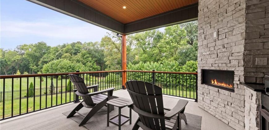 12560 NW Bittersweet Drive, Platte City, MO 64079