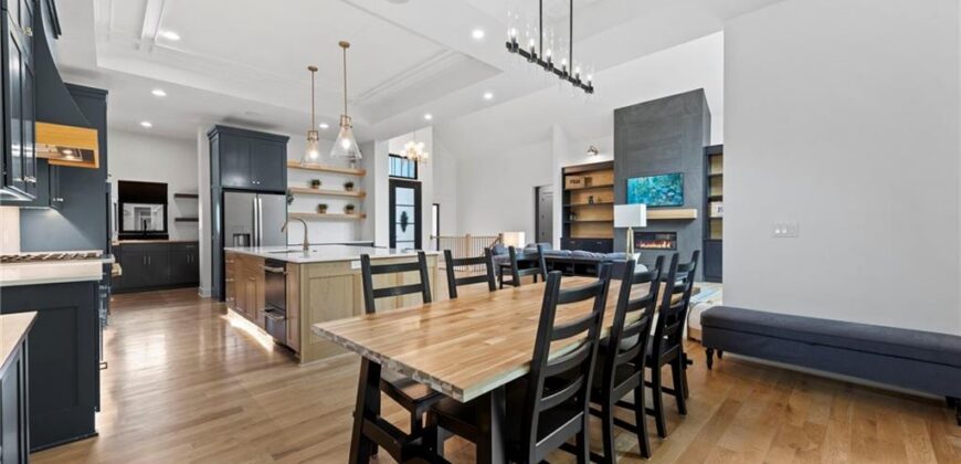 12560 NW Bittersweet Drive, Platte City, MO 64079