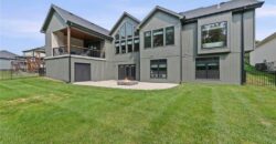 12560 NW Bittersweet Drive, Platte City, MO 64079