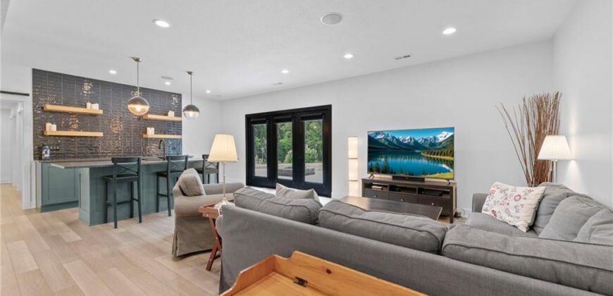 12560 NW Bittersweet Drive, Platte City, MO 64079
