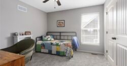 10904 N Manchester Avenue, Kansas City, MO 64157