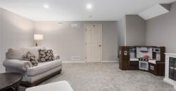 10904 N Manchester Avenue, Kansas City, MO 64157