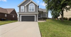 10904 N Manchester Avenue, Kansas City, MO 64157