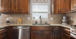 10904 N Manchester Avenue, Kansas City, MO 64157
