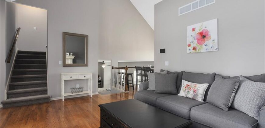 10904 N Manchester Avenue, Kansas City, MO 64157