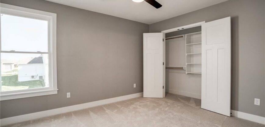 520 Skyview Lane, Liberty, MO 64068