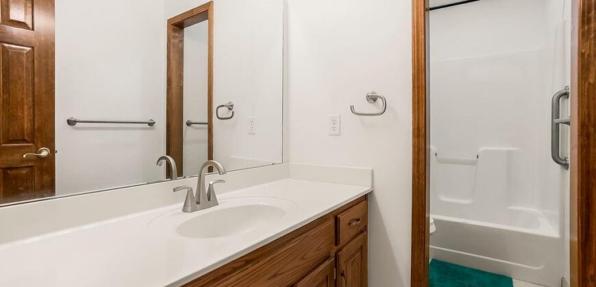 10500 NE 98th Street, Kansas City, MO 64157