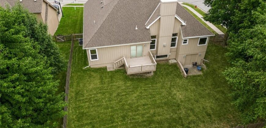 10500 NE 98th Street, Kansas City, MO 64157