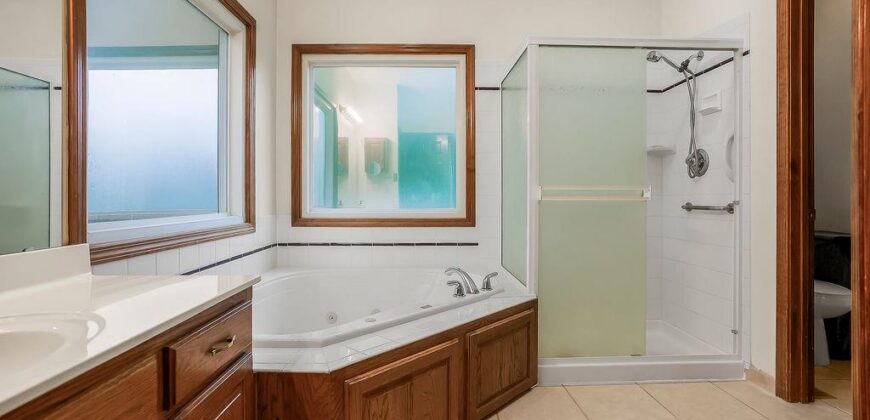 10500 NE 98th Street, Kansas City, MO 64157