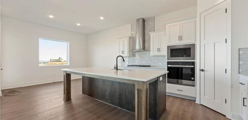 4913 NW 140th Street, Platte City, MO 64079
