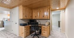 1340 Camelot Drive, Liberty, MO 64068