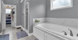 1208 N Silverleaf Court, Liberty, MO 64068