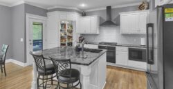 1208 N Silverleaf Court, Liberty, MO 64068