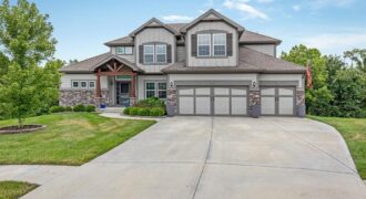 1208 N Silverleaf Court, Liberty, MO 64068