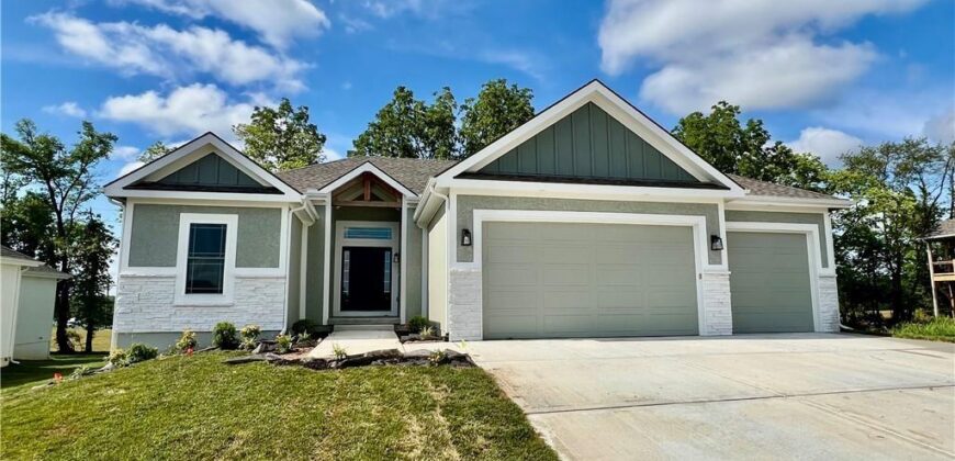 528 Skyview Lane, Liberty, MO 64068