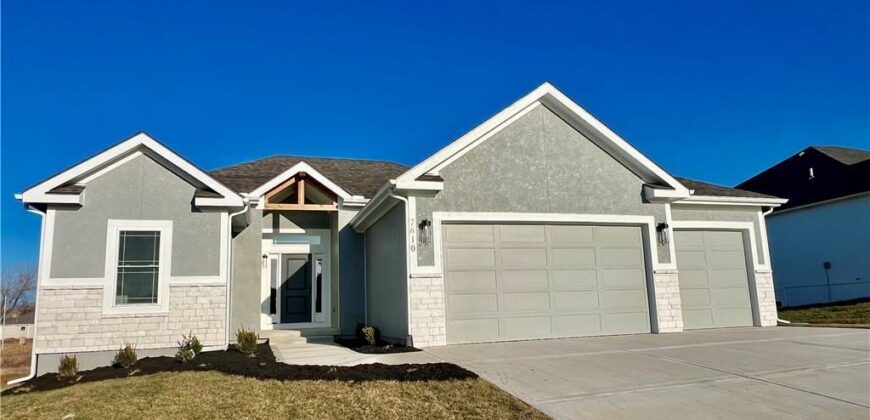 528 Skyview Lane, Liberty, MO 64068