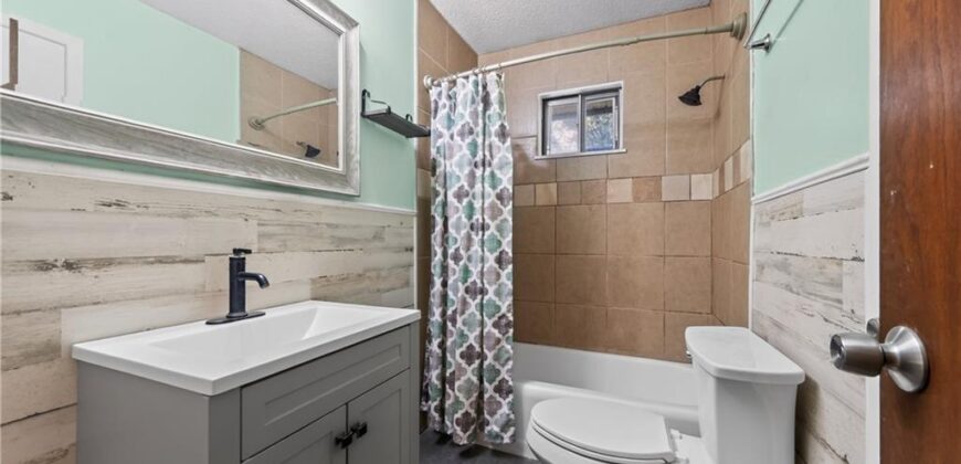 6617 NE 49th Terrace, Kansas City, MO 64119