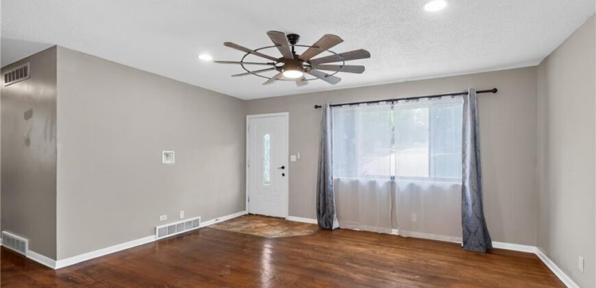 6617 NE 49th Terrace, Kansas City, MO 64119