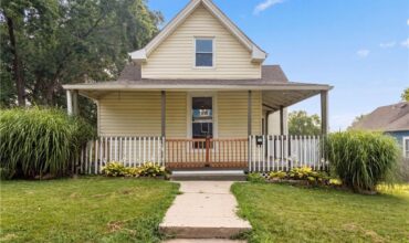 423 N Missouri Street, Liberty, MO 64068